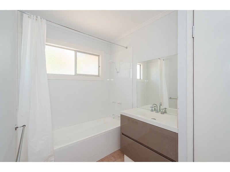 3 Clark Street, Clinton QLD 4680