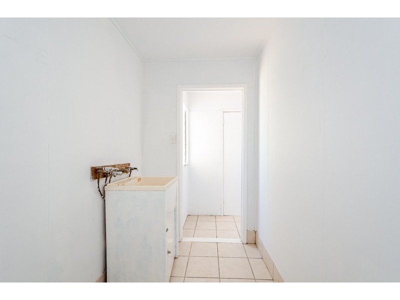 3 Clark Street, Clinton QLD 4680