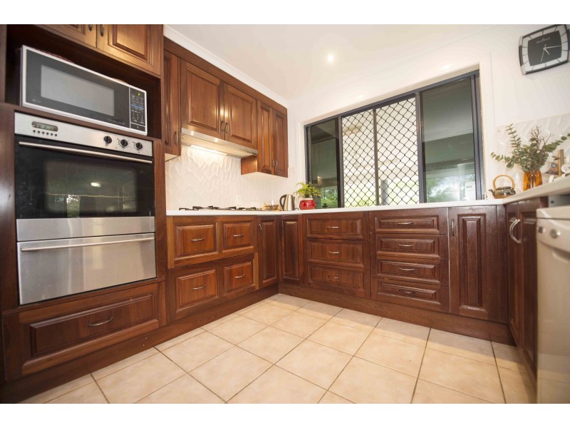 28 Carthurbie Court, New Auckland QLD 4680