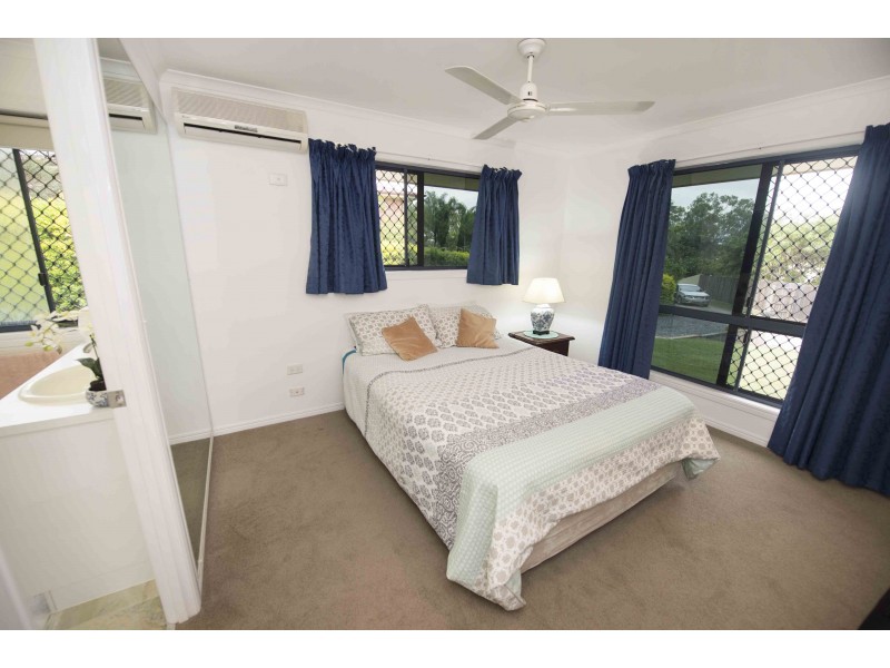 28 Carthurbie Court, New Auckland QLD 4680
