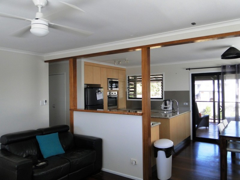 23 SMITH STREET, West Gladstone QLD 4680