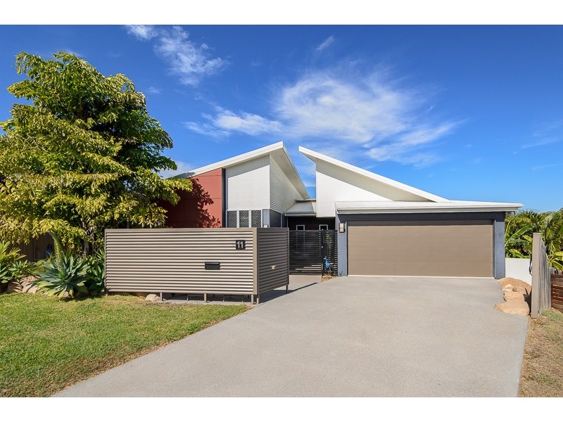 11 Christian Court, Glen Eden QLD 4680