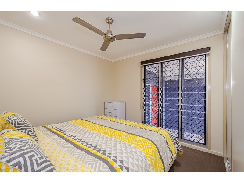 11 Christian Court, Glen Eden QLD 4680