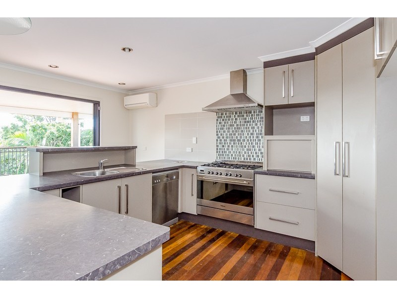 38 Cockatoo Drive, New Auckland QLD 4680