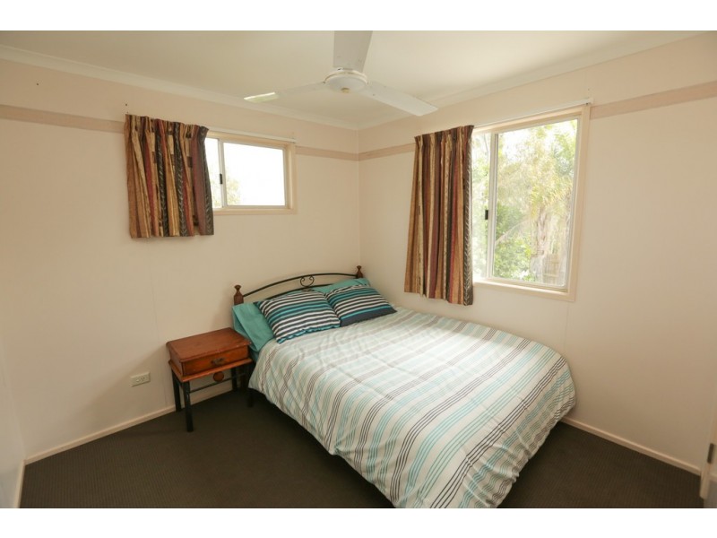 23 Satinay Street, New Auckland QLD 4680