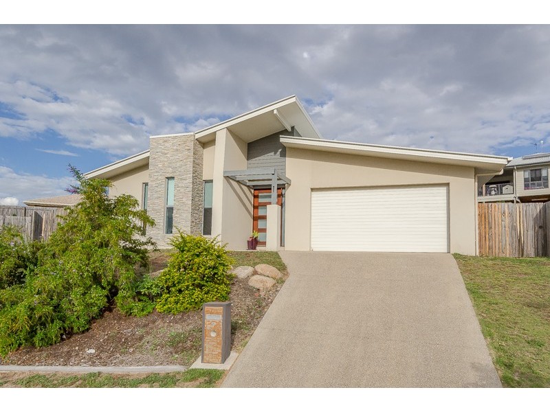 9 Franklin Court, New Auckland QLD 4680