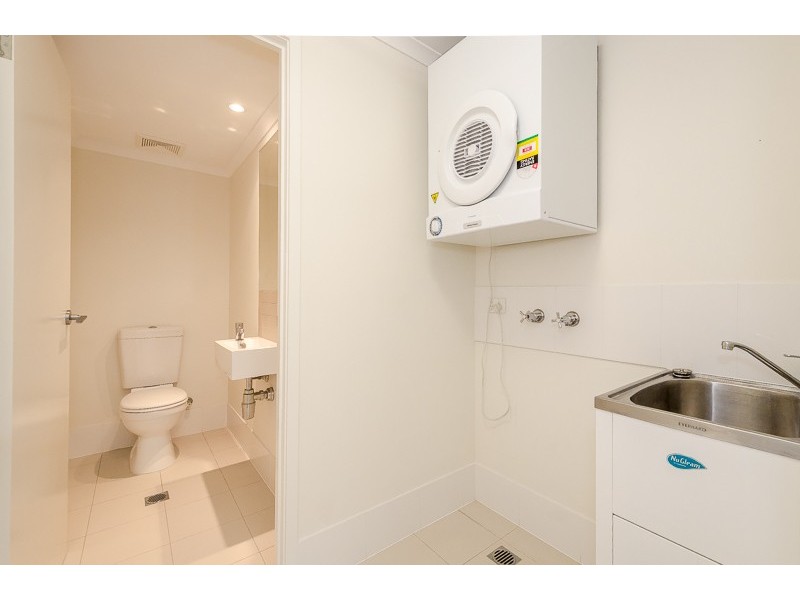 2/2 Ringuet Close, Glen Eden QLD 4680