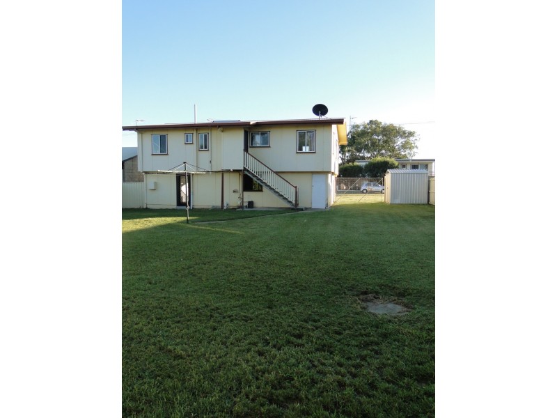 7 JANSEN STREET, West Gladstone QLD 4680