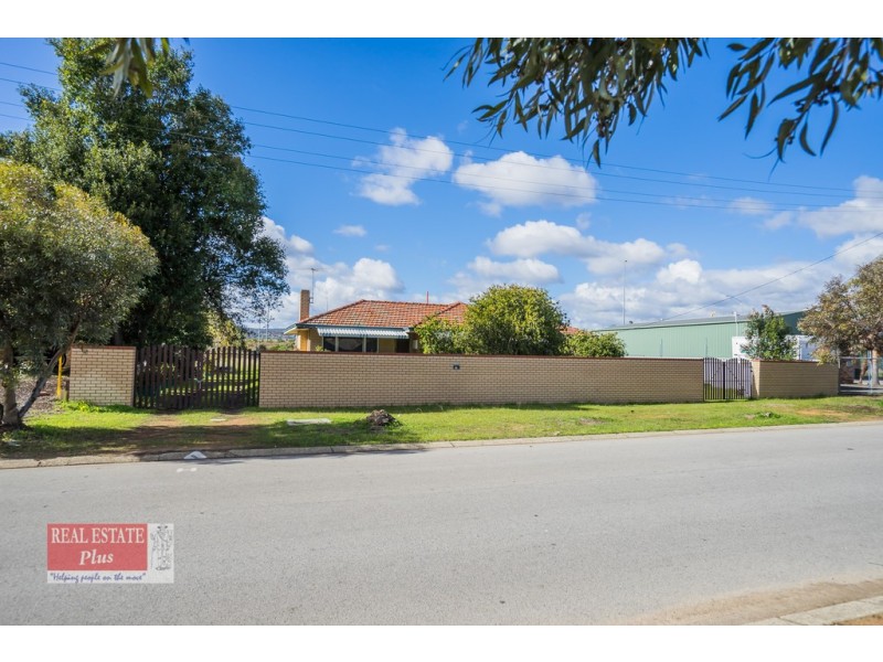 22 Beaconsfield Avenue, Midvale WA 6056