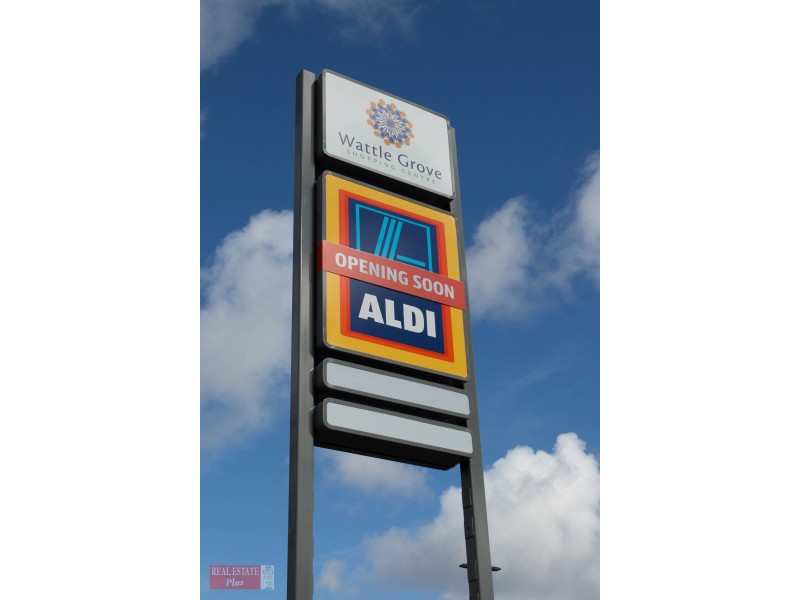 6 Sessilis Crescent, Wattle Grove WA 6107