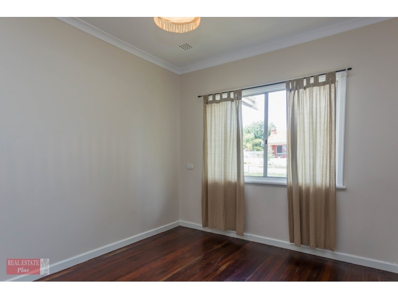 43 Koolgoo Way, Koongamia WA 6056