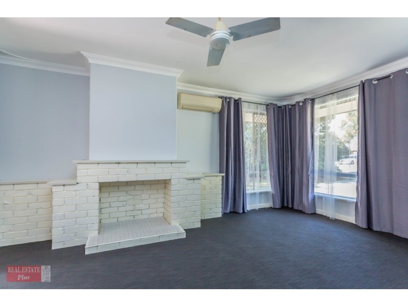 11 Lincoln Road, Forrestfield WA 6058