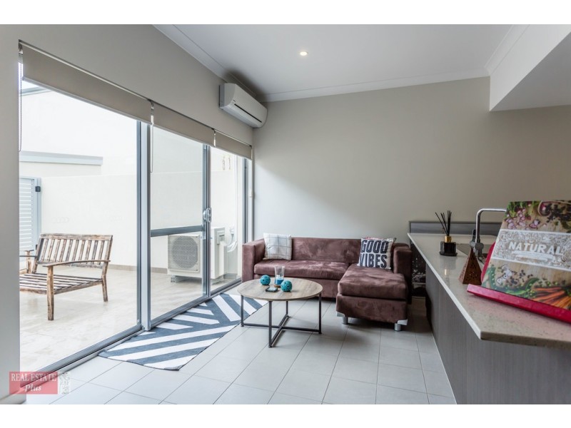 14/30 Heirisson Way, North Coogee WA 6163