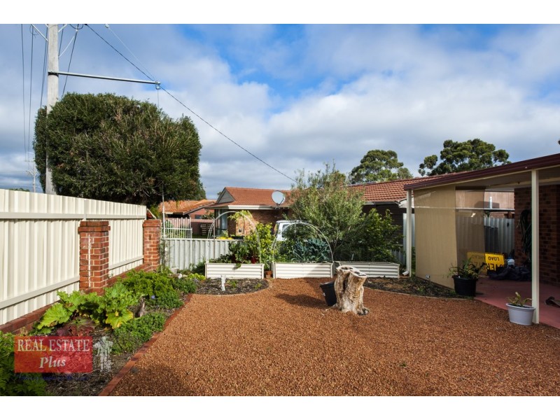 49 Moira Avenue, Forrestfield WA 6058