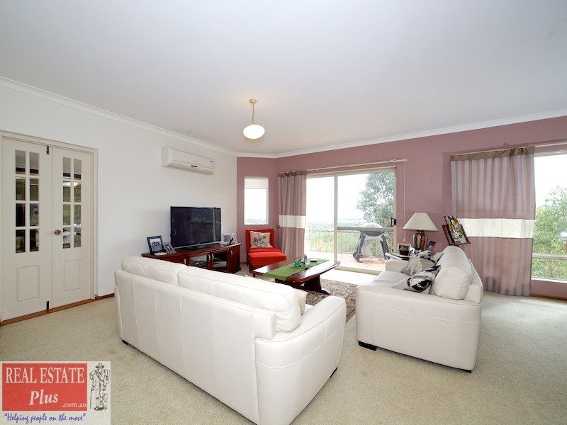 3 Hillway, Swan View WA 6056