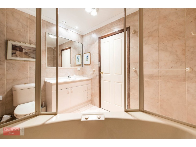 86 Swan View Road, Swan View WA 6056