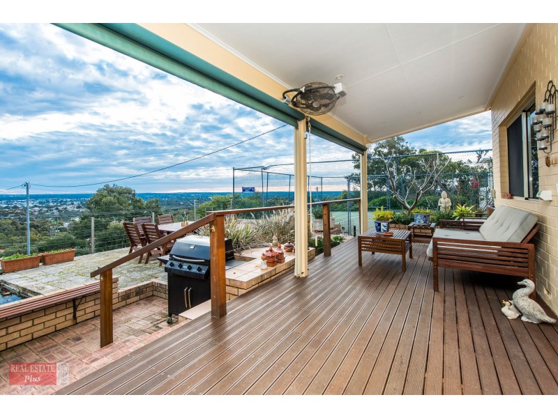 86 Swan View Road, Swan View WA 6056