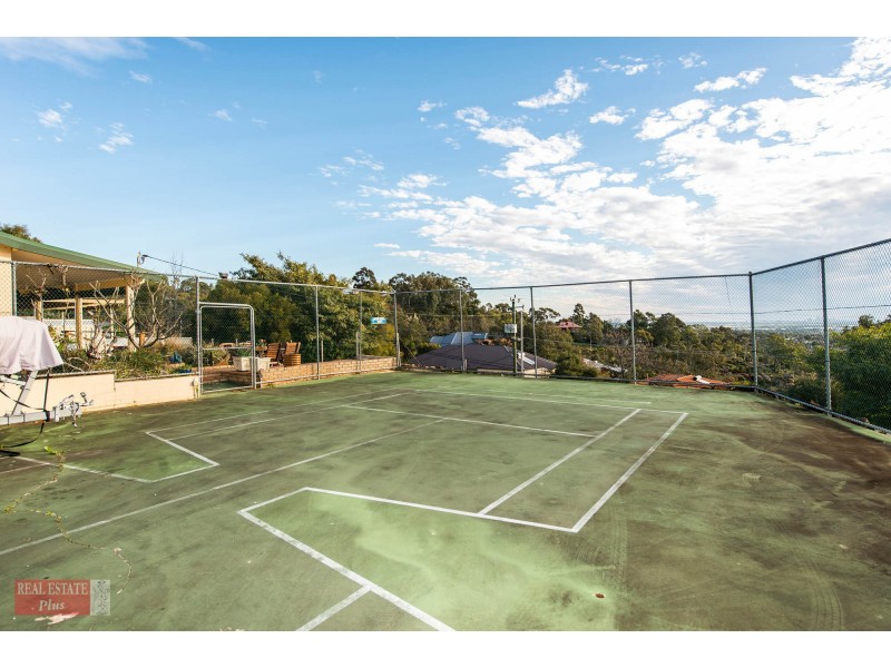 86 Swan View Road, Swan View WA 6056