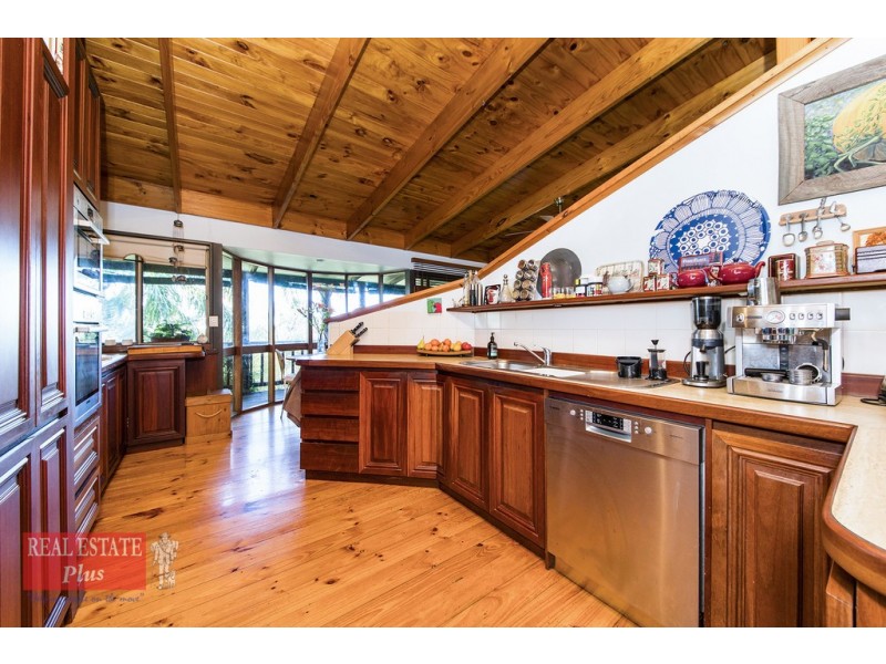 6 Lukin Avenue, Darlington WA 6070