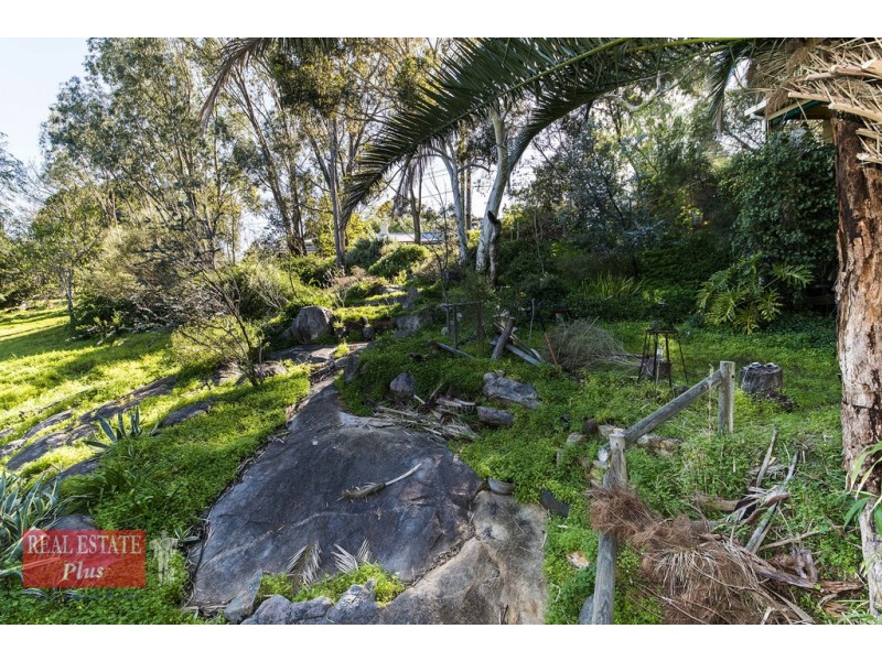 6 Lukin Avenue, Darlington WA 6070