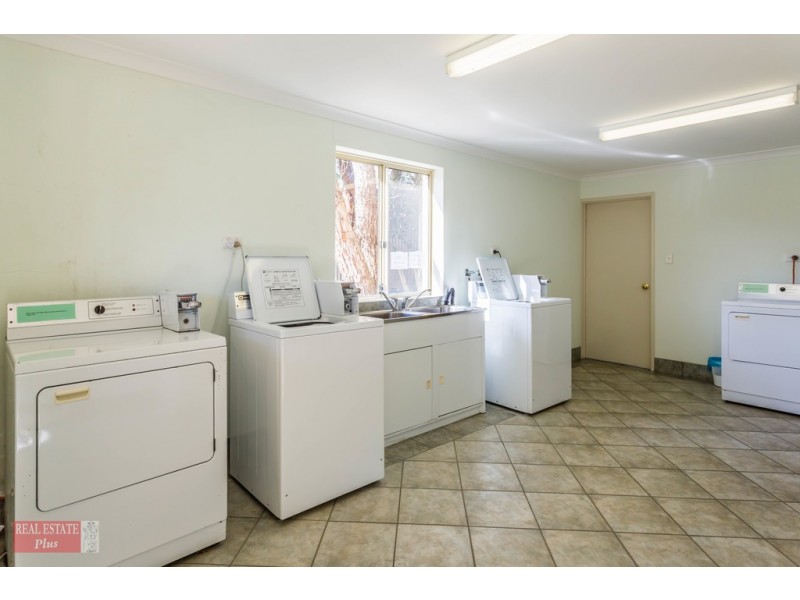 5/351 Hawtin Road, Forrestfield WA 6058