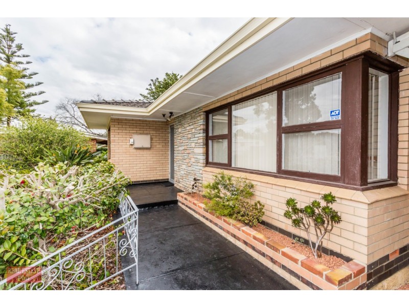 35 Warren Road, Maida Vale WA 6057