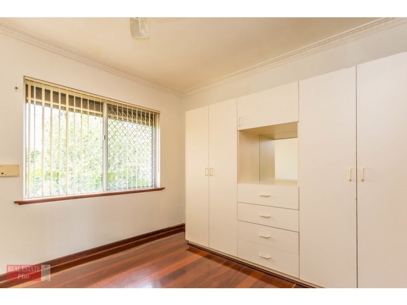 35 Warren Road, Maida Vale WA 6057