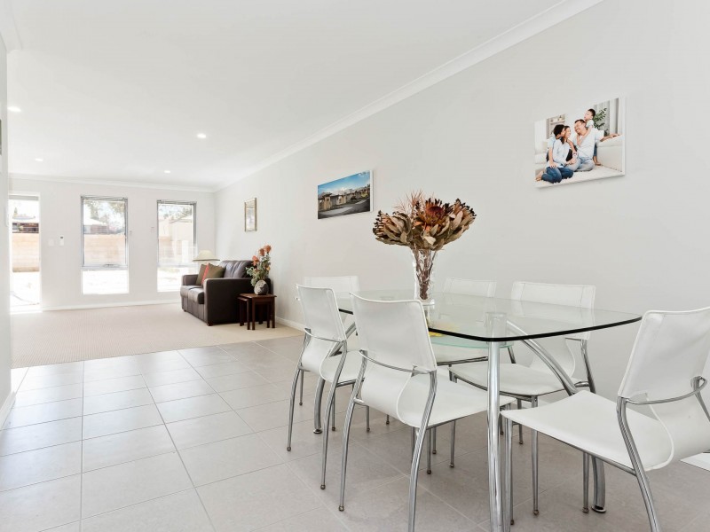 Unit 2, 20 Weld Road, Swan View WA 6056