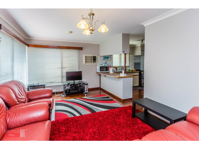 65 Burnham Way, Girrawheen WA 6064