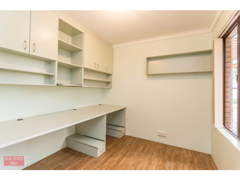 13 Narwood Place, Midvale WA 6056