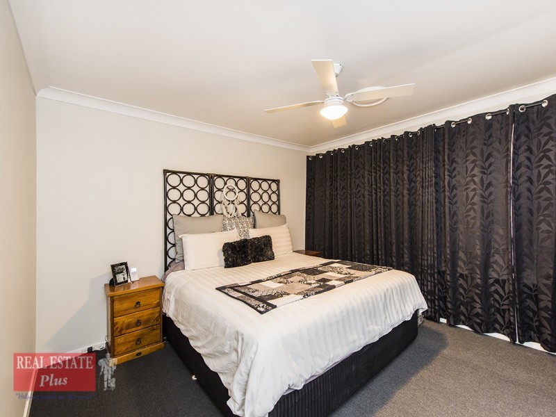 76 Blanchard Road, Swan View WA 6056