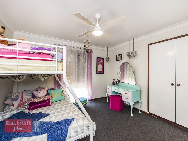 76 Blanchard Road, Swan View WA 6056