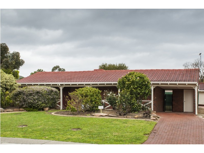 7/24 Stringybark Drive, Forrestfield WA 6058