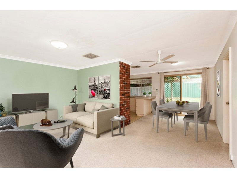 7/24 Stringybark Drive, Forrestfield WA 6058