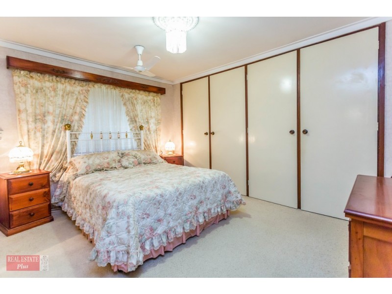 9 Bladon Way, Swan View WA 6056