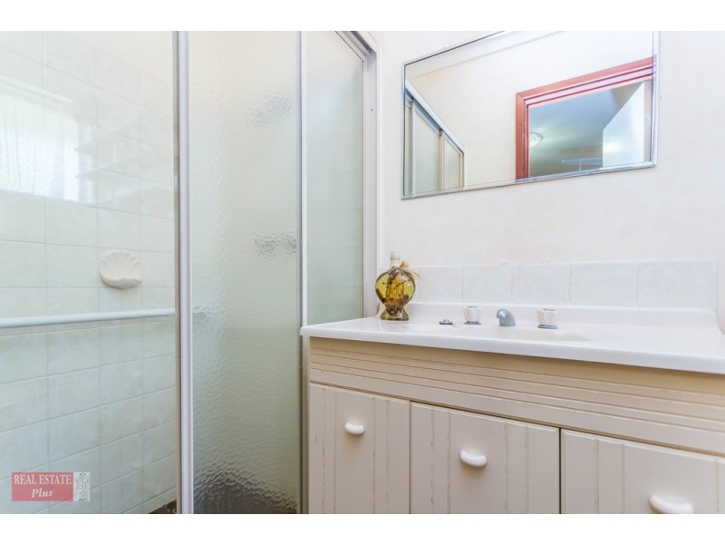 9 Bladon Way, Swan View WA 6056