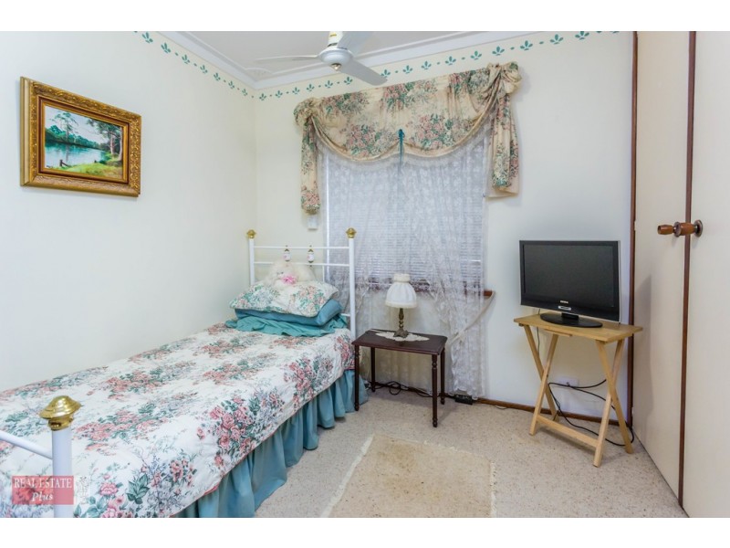 9 Bladon Way, Swan View WA 6056