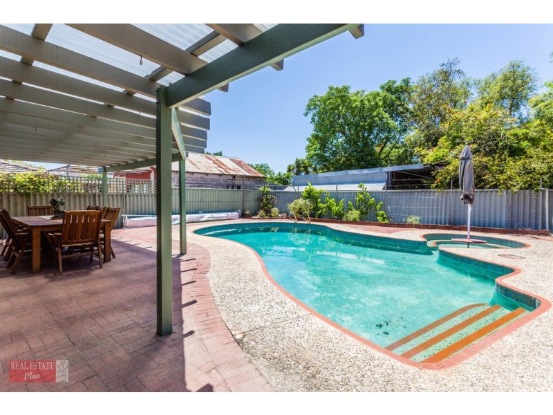 2 Afric Street, Middle Swan WA 6056