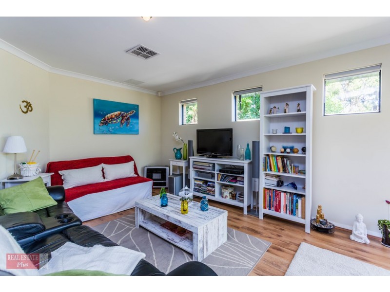 15/7 Templeman Place, Midland WA 6056