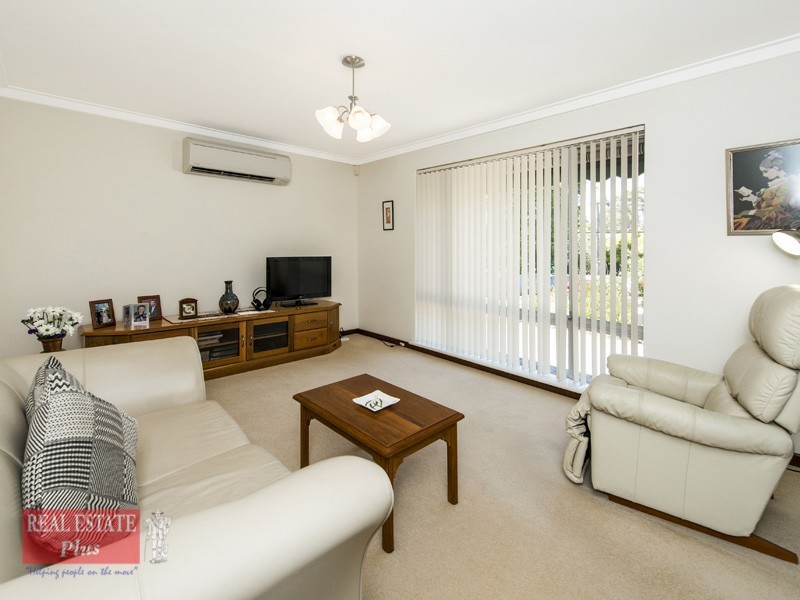 10 Barussela Avenue, Greenmount WA 6056