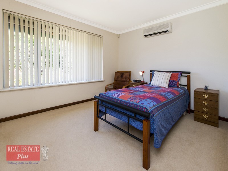 10 Barussela Avenue, Greenmount WA 6056