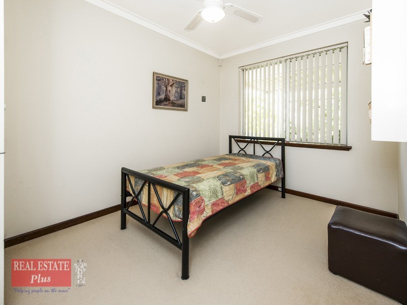 10 Barussela Avenue, Greenmount WA 6056