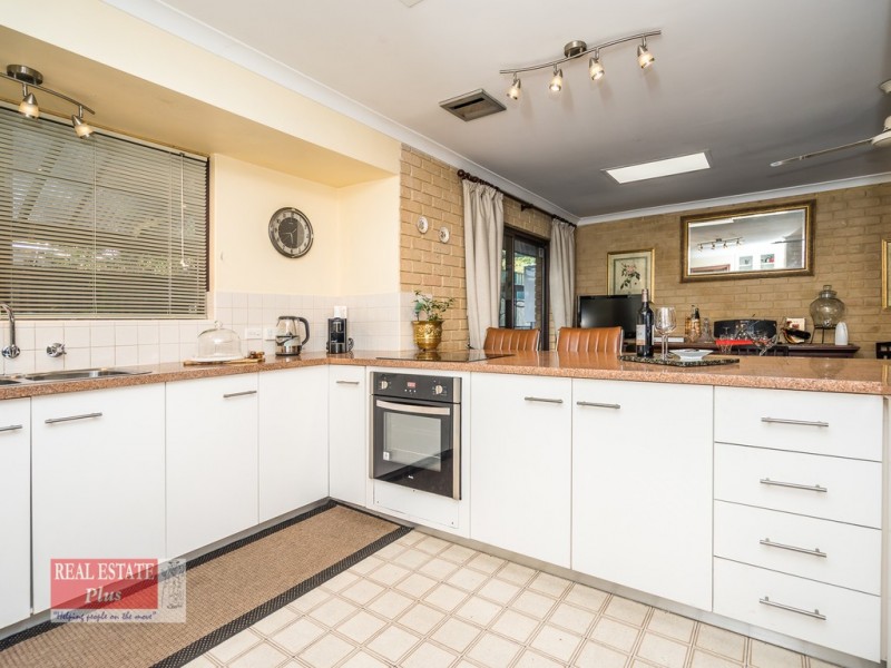 15 Camfield Road, Darlington WA 6070