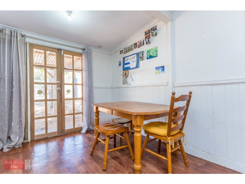 6 Croydon Street, Bellevue WA 6056
