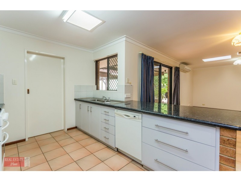 44 Lincoln Road, Forrestfield WA 6058