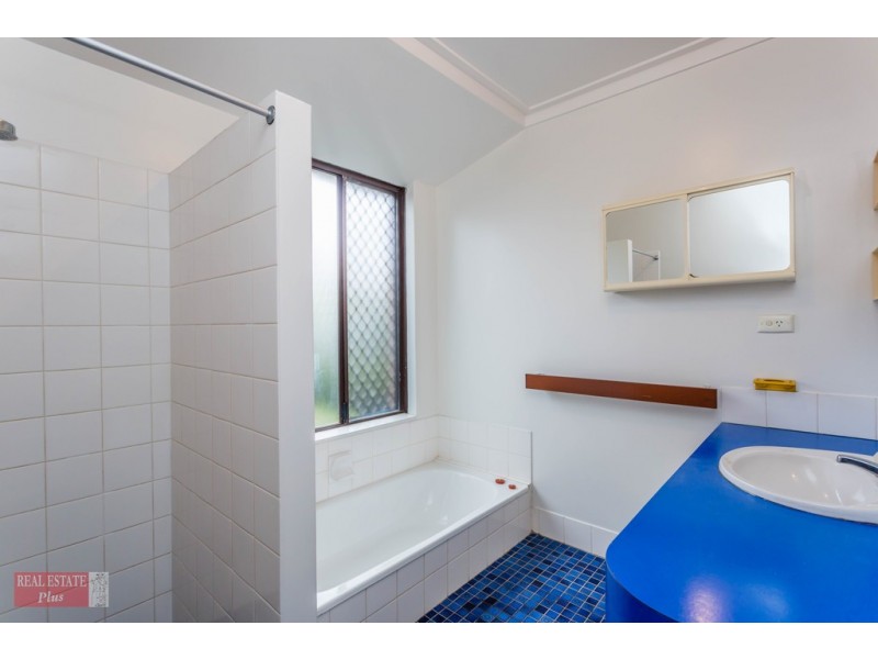 44 Lincoln Road, Forrestfield WA 6058