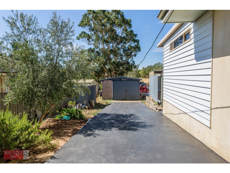 35 Buckingham Road, Swan View WA 6056
