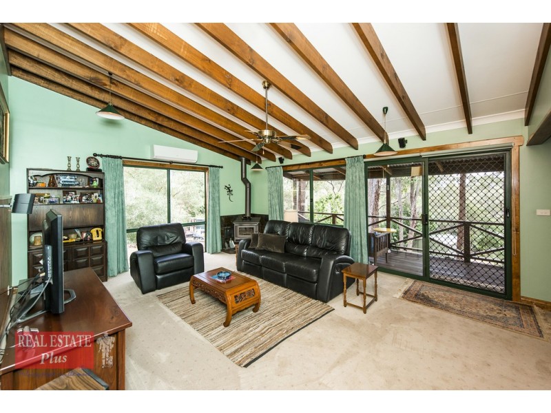 28 Byfield  Road, Parkerville WA 6081