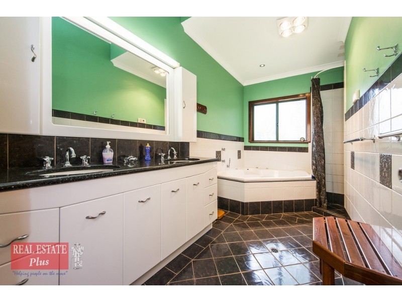 28 Byfield  Road, Parkerville WA 6081