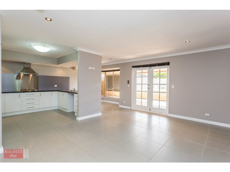 5 Banner Place, Swan View WA 6056